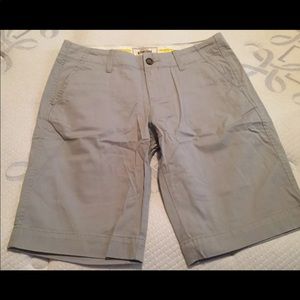 Old Navy Bermuda shorts khaki style BNWOT